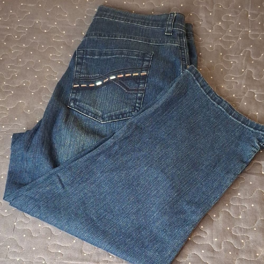 Gloria Vanderbilt Women's Blue Amanda Capri Jeans size 6
